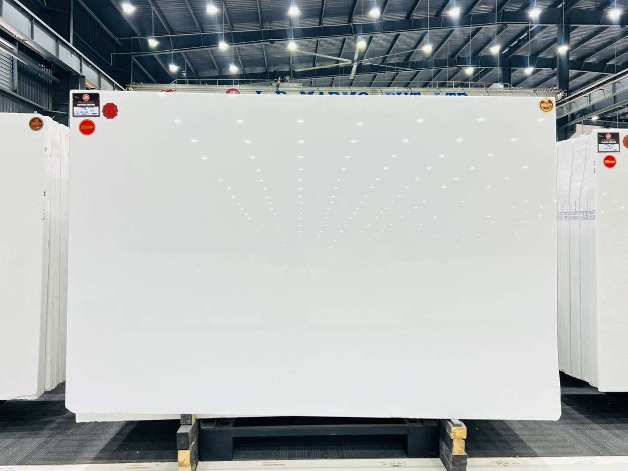 Supreme white marble slab